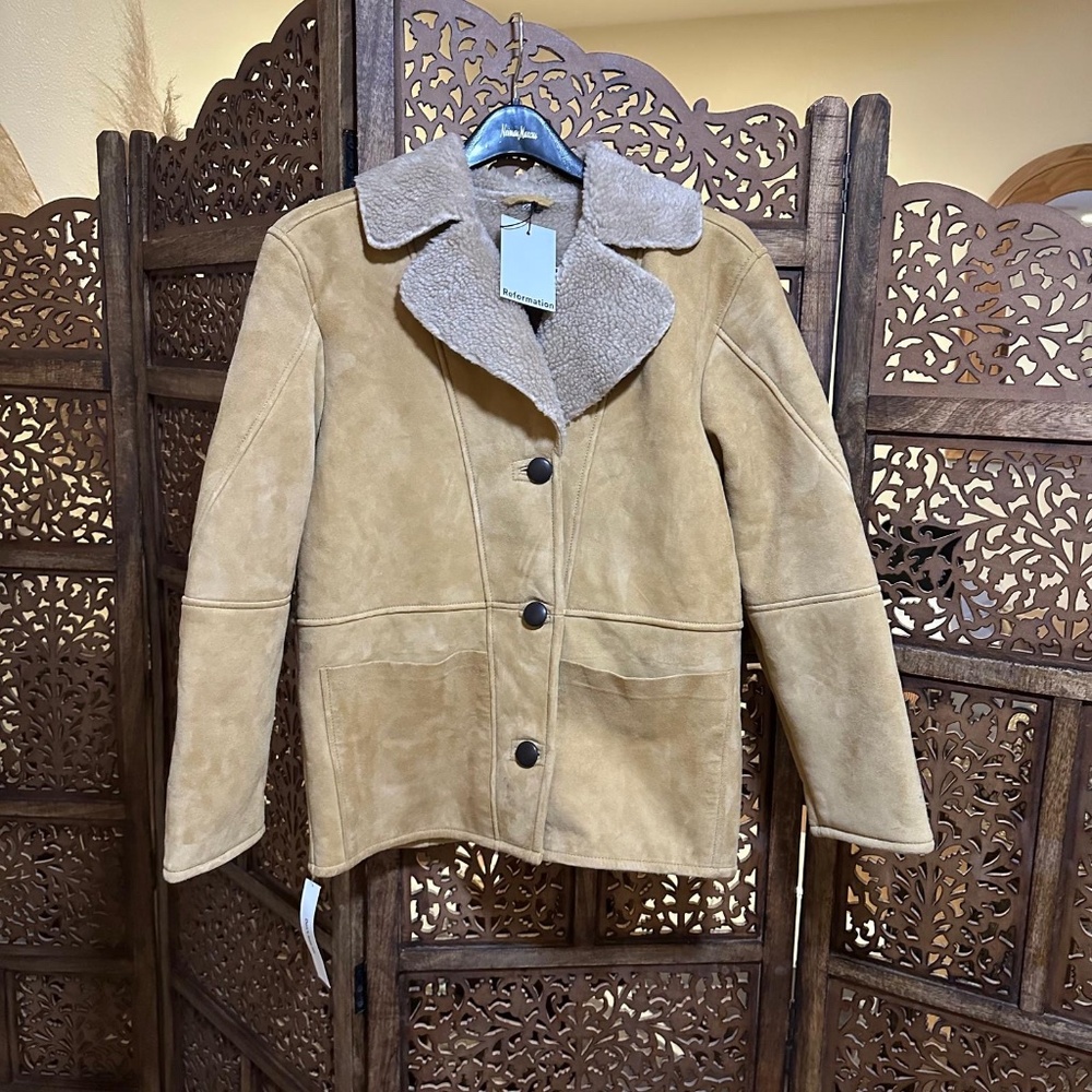 NEW NWT Reformation Suede Veda Jacket - Picture 2 of 4